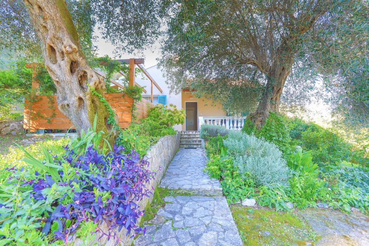 Villa Kiki Agios Spyridon  Bagian luar foto